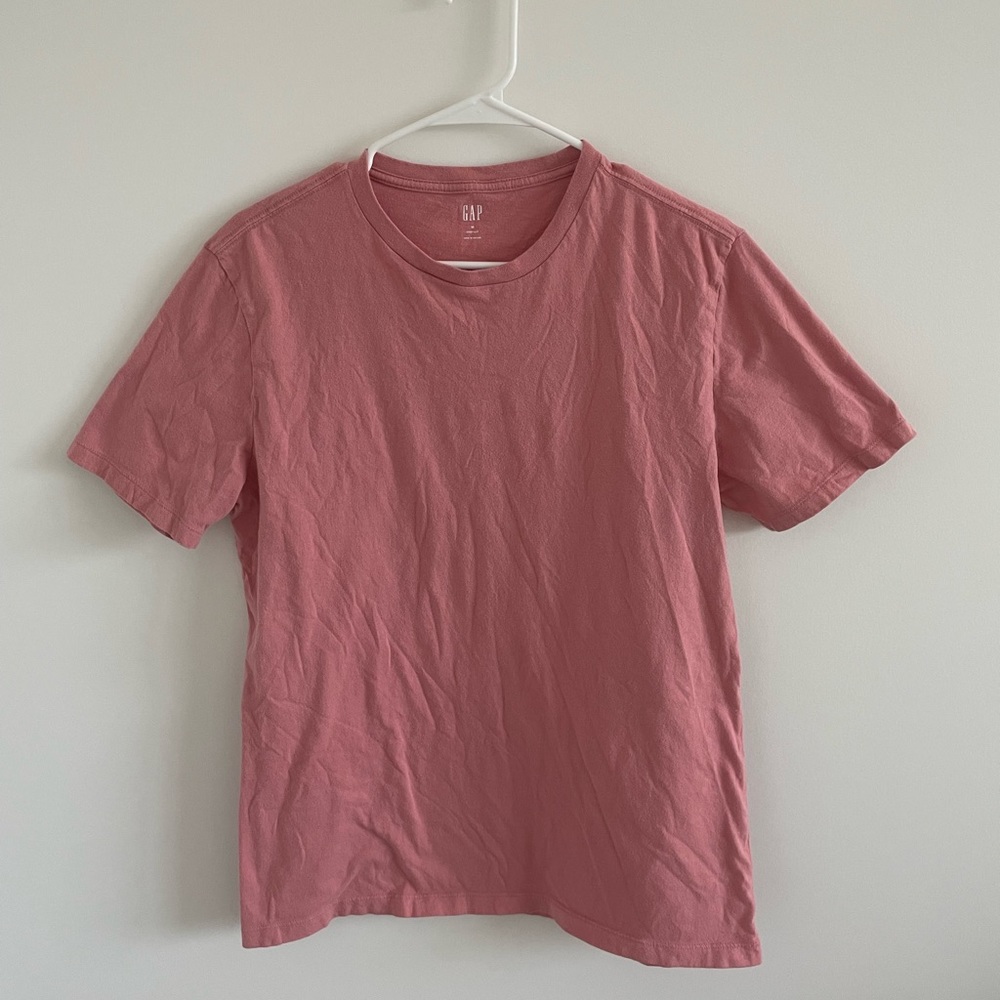 Gap Men’s Pink T-Shirt
